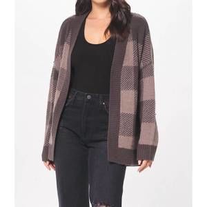 NEW VINTAGE HAVANA plaid checker soft knit cardigan in taupe